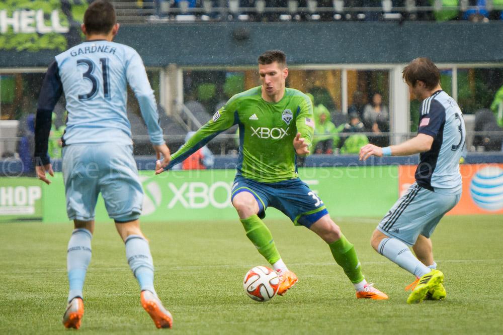 Sounders Win in Stoppage Time