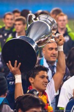 2011 US Open Cup Final: Fredy Montero Carries the Cup